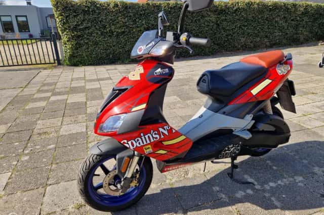 Aprilia SR 50 (2008) thumbnail 5