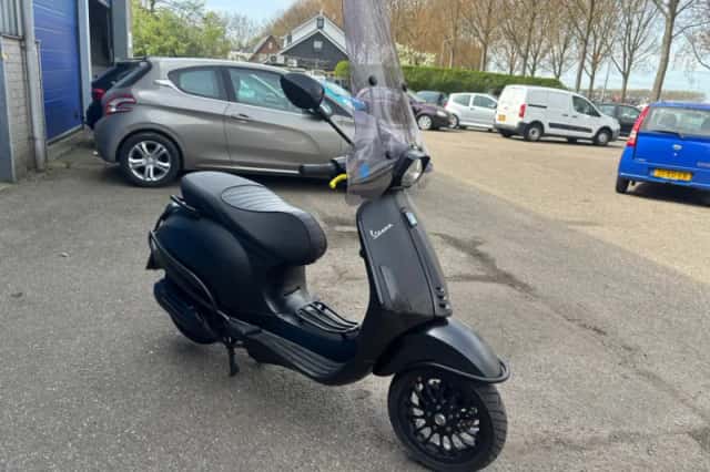 Vespa Snorscooter Sprint 50 (2020) thumbnail 4