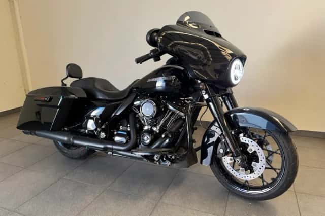 Harley-Davidson Street Glide 114 (2020) thumbnail 2