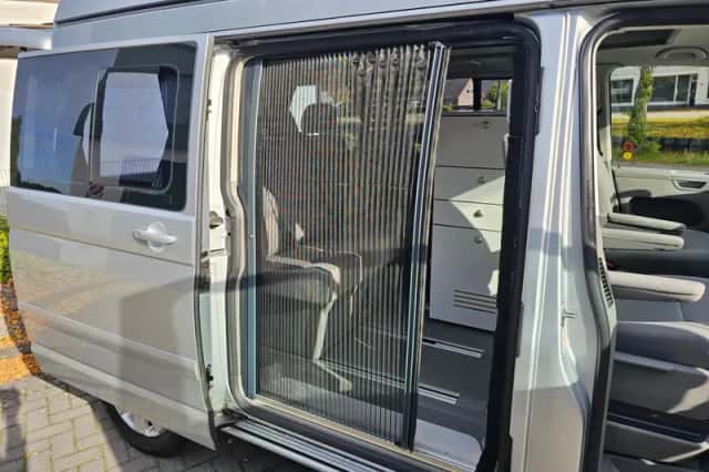 Volkswagen Transporter (2005) thumbnail 4