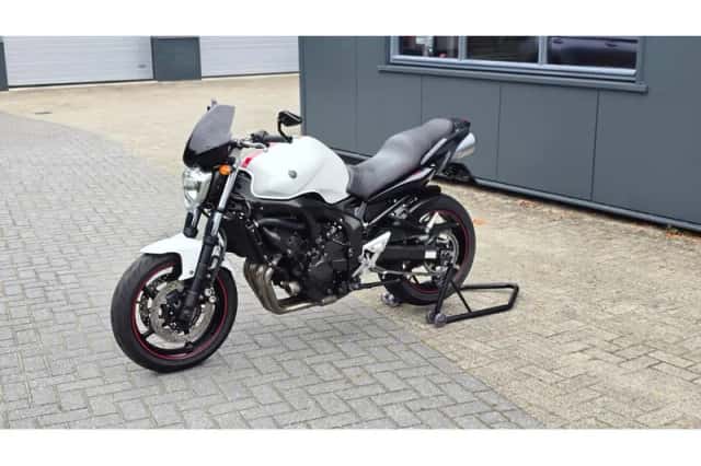 Yamaha FZ6 (2008) thumbnail 2