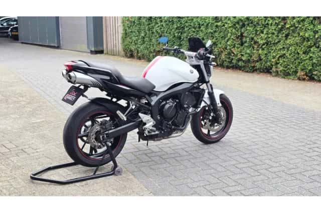 Yamaha FZ6 (2008) thumbnail 5