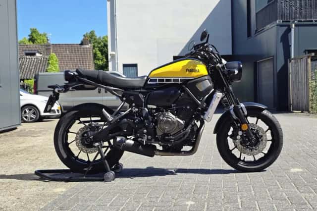 Yamaha XSR700 (2017) thumbnail 2