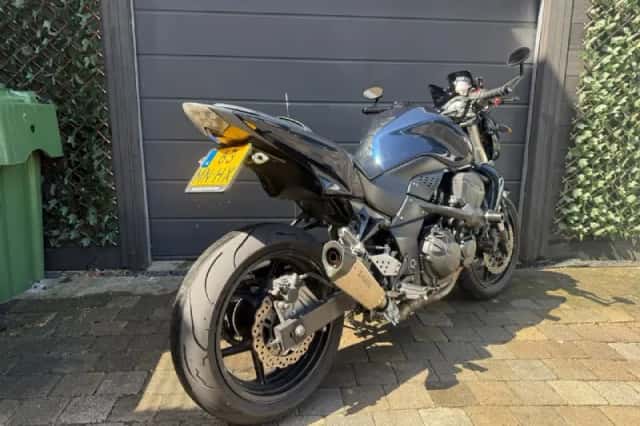 Kawasaki Z750 (2008) thumbnail 5
