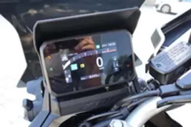 Honda X-ADV (2025) thumbnail 6
