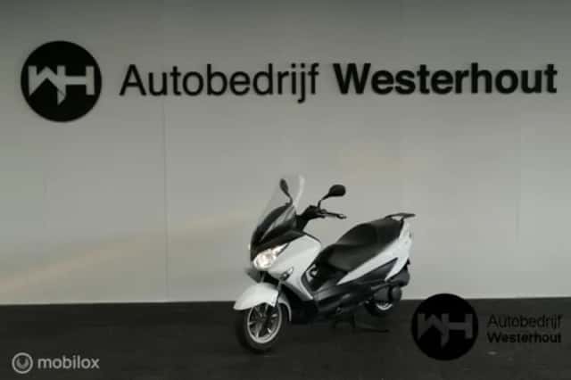 Suzuki Scooter AN 200 Burgman (2015) thumbnail 2