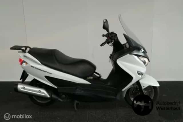 Suzuki Scooter AN 200 Burgman (2015) thumbnail 6