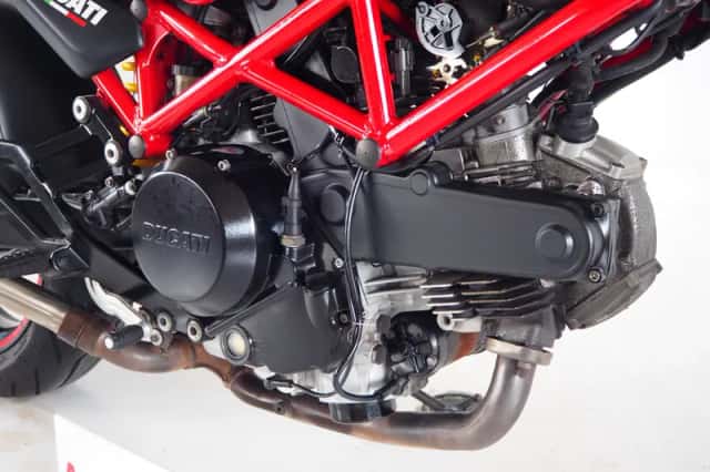 Ducati Monster 695 (2006) thumbnail 6