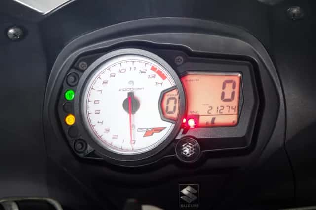 Suzuki GSX (2009) thumbnail 1