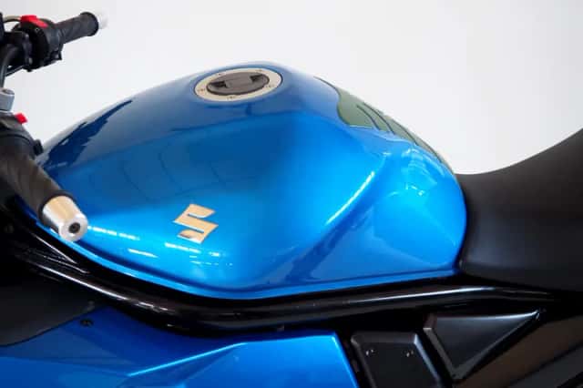 Suzuki GSX (2009) thumbnail 5