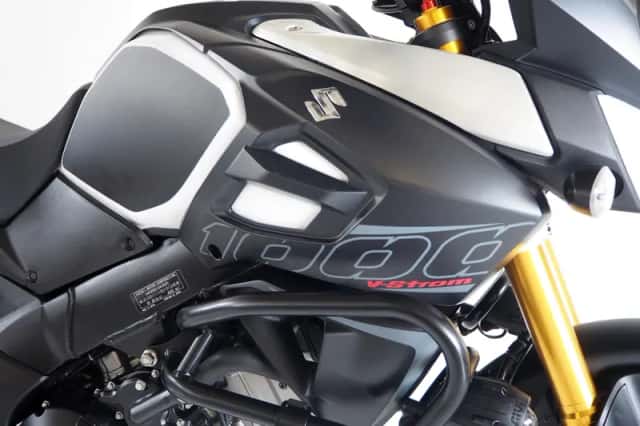 Suzuki V-Strom (2015) thumbnail 2