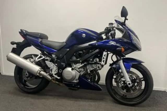 Suzuki SV1000 (2008) thumbnail 4