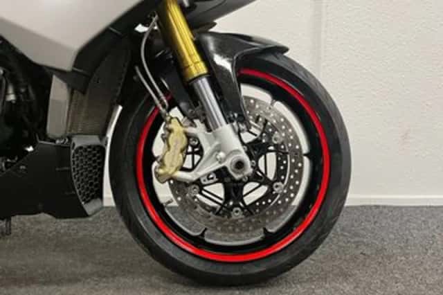Aprilia Tuono V4 (2013) thumbnail 6