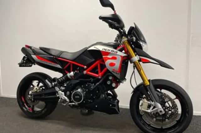 APRILIA DORSODURO 900 (2020) thumbnail 2