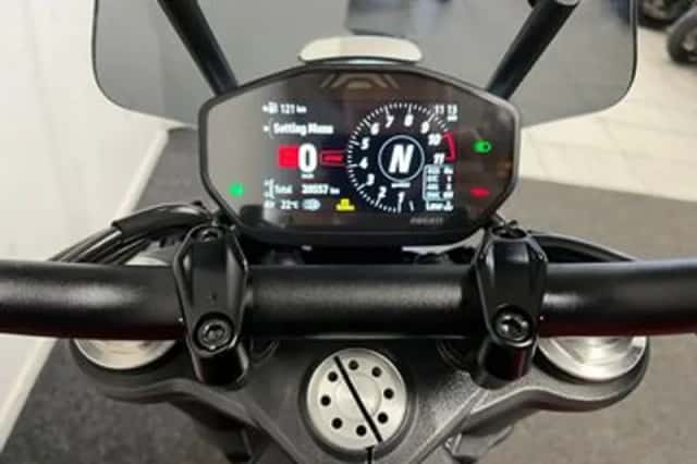 Ducati M 600 (2021) thumbnail 2