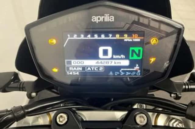 APRILIA DORSODURO 900 ABS (2018) thumbnail 2