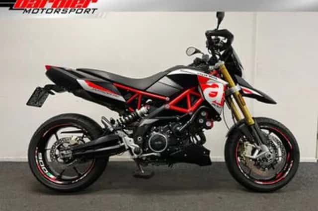 APRILIA DORSODURO 900 (2018) thumbnail 1