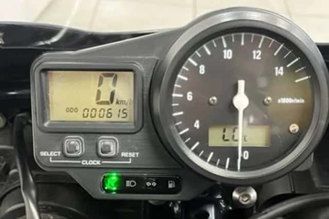 Yamaha YZF-R7 (1999) thumbnail 2