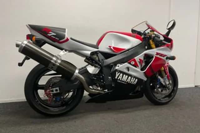 Yamaha YZF-R7 (1999) thumbnail 5