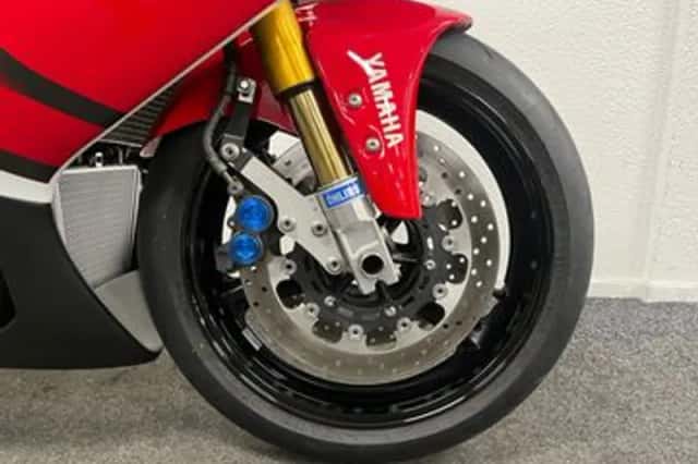 Yamaha YZF-R7 (1999) thumbnail 6
