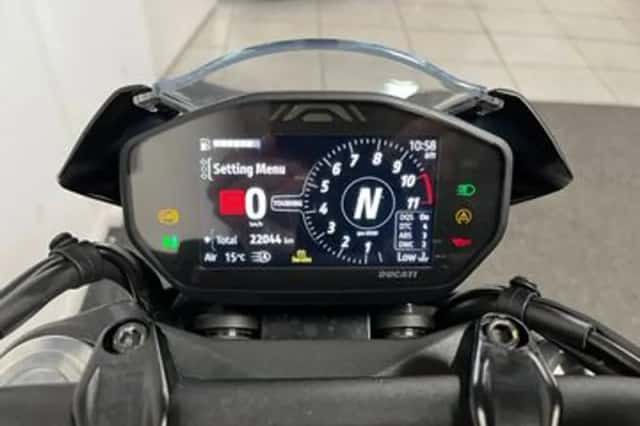 Ducati M 600 (2022) thumbnail 2