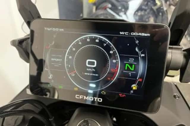 CFMoto 800 MT (2026) thumbnail 2