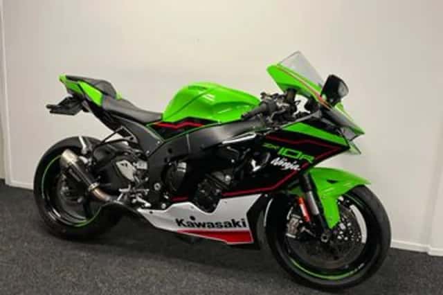 Kawasaki Ninja (2022) thumbnail 4