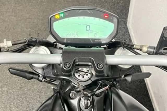 Ducati Monster 797 (2017) thumbnail 2