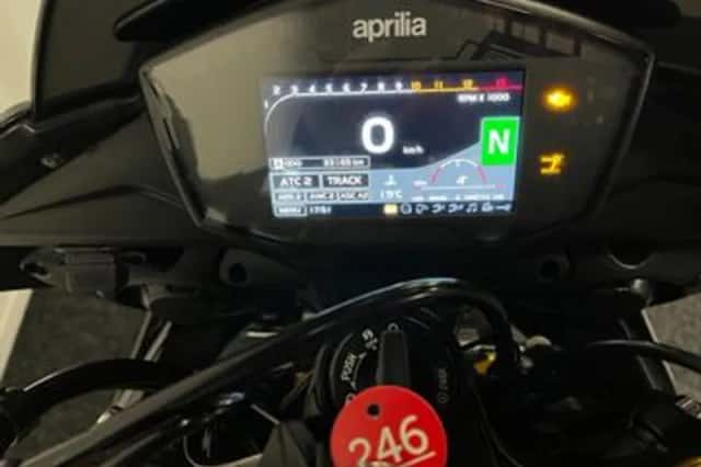 APRILIA TUONO V4 1100 FACTORY (2020) thumbnail 2