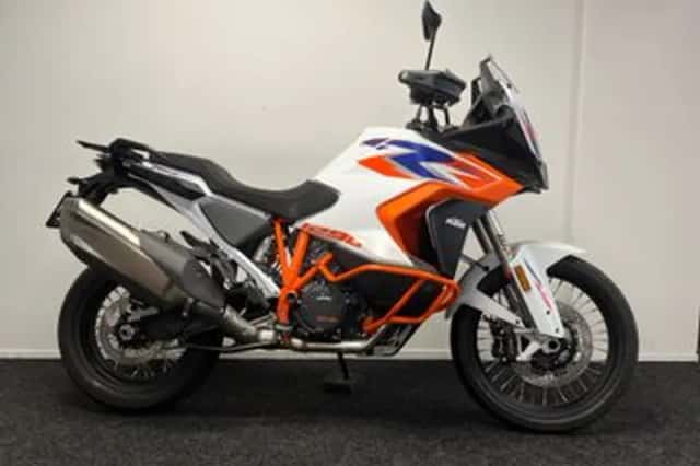 KTM 1290 Super Adventure (2026) thumbnail 1