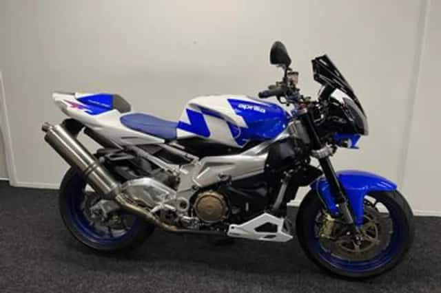 Aprilia Tuono 1000 R (2009) thumbnail 3