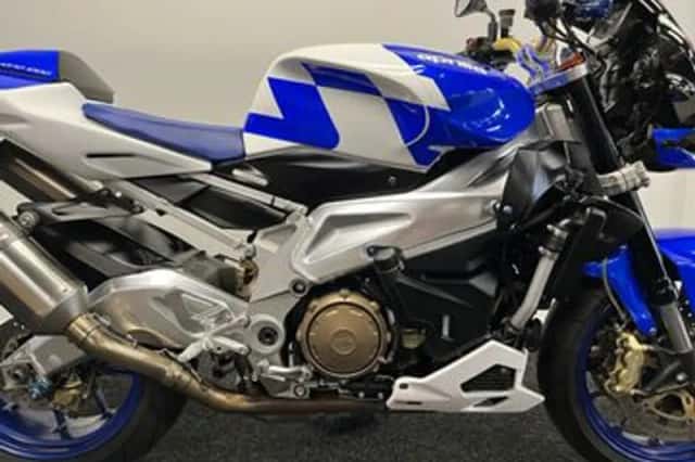 Aprilia Tuono 1000 R (2009) thumbnail 6