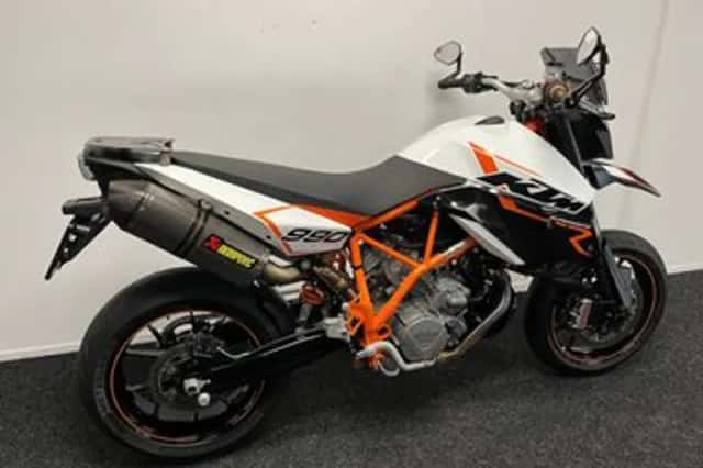 KTM 990 Supermoto R (2010) thumbnail 4