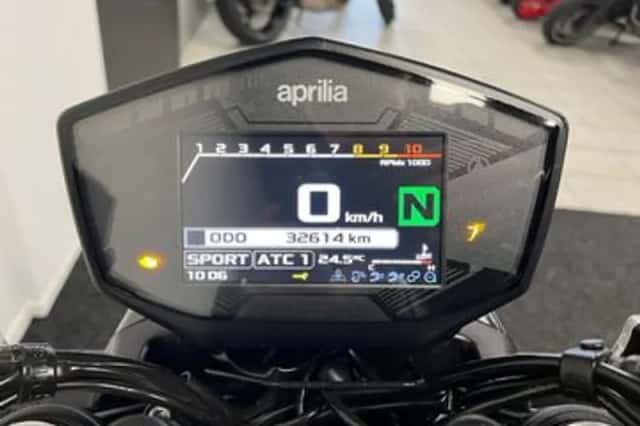 Aprilia Shiver 900 (2019) thumbnail 2