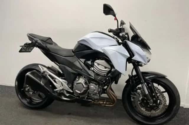 Kawasaki Z800 (2013) thumbnail 4