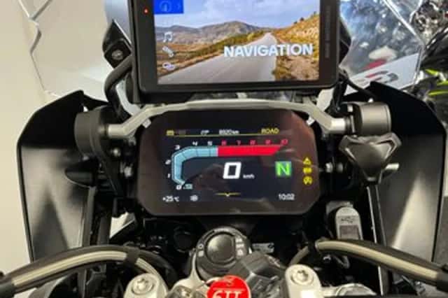 BMW R 1250 GS (2022) thumbnail 2