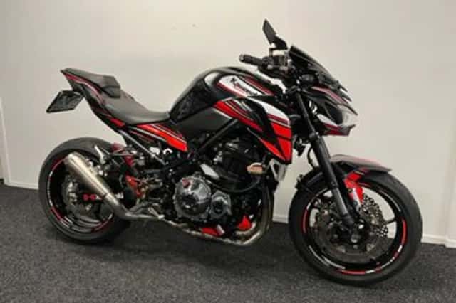 Kawasaki Z900 (2017) thumbnail 3