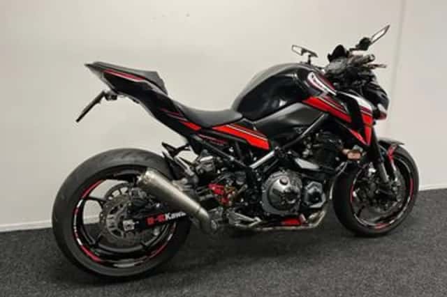 Kawasaki Z900 (2017) thumbnail 4