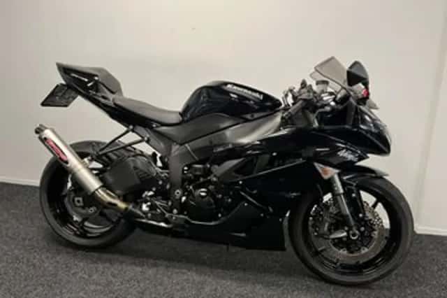 Kawasaki Ninja (2010) thumbnail 4