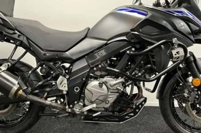 Suzuki V-Strom (2022) thumbnail 5