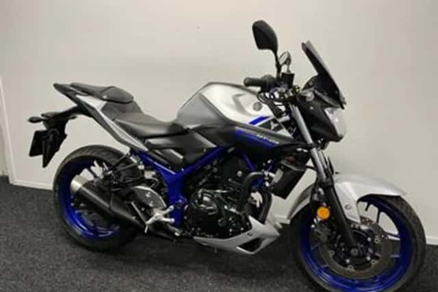 Yamaha MT-03 (2016) thumbnail 3