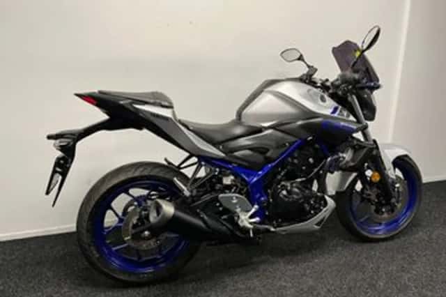 Yamaha MT-03 (2016) thumbnail 4