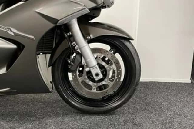 Yamaha FJR 1300 A (2014) thumbnail 5
