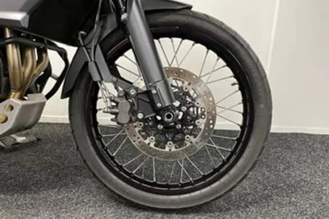 Triumph Tiger 800 XCX (2015) thumbnail 6