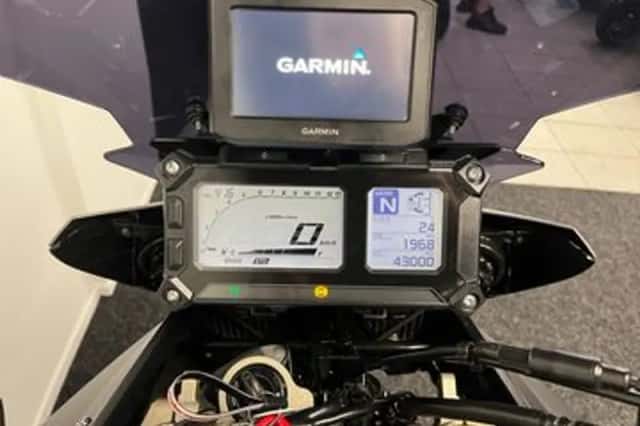 Yamaha Tracer 900 (2015) thumbnail 2