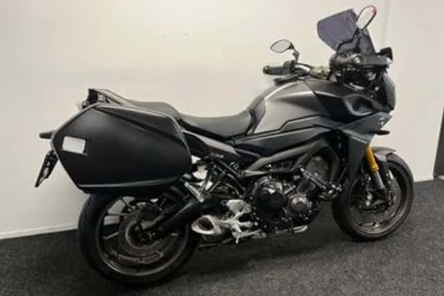Yamaha Tracer 900 (2015) thumbnail 4