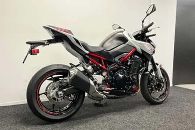 Kawasaki Z900 (2022) thumbnail 5