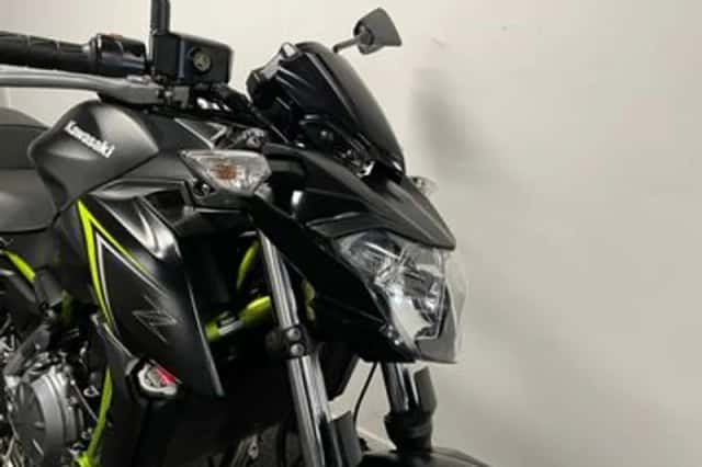 Kawasaki Z650 (2018) thumbnail 3
