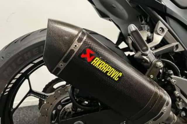 Kawasaki Z300 (2016) thumbnail 3