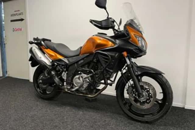 Suzuki V-Strom (2012) thumbnail 4